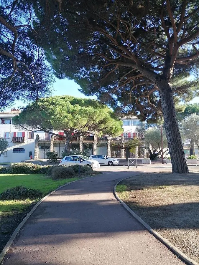 Appartement Aux Pieds Des Arenes Fréjus